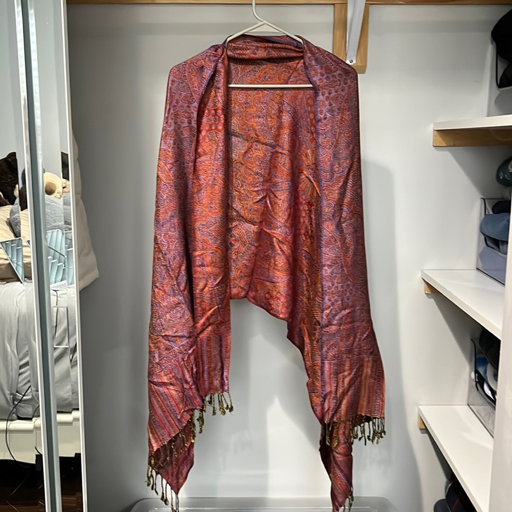 Women’s Scarf/Shaw